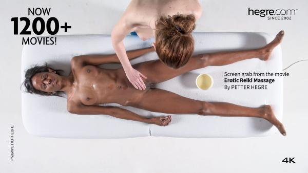 Kuvakaappaus #3 elokuvasta Eroottinen Reiki Hieronta